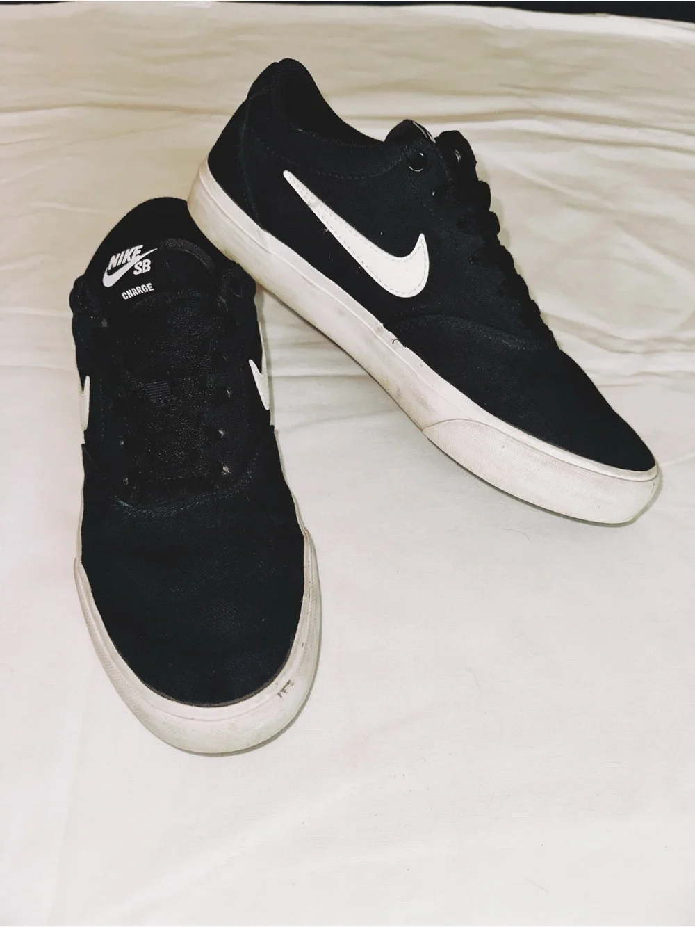 Nike SB Charge Sneakers Black Canvas Sz 7 Athletic Casual Workout